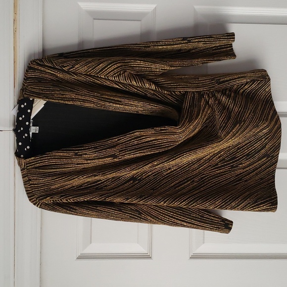 🪸🪸🪸JOHNPAULRICHARD Textured Dress Blouse🪸🪸🪸 - Picture 1 of 7